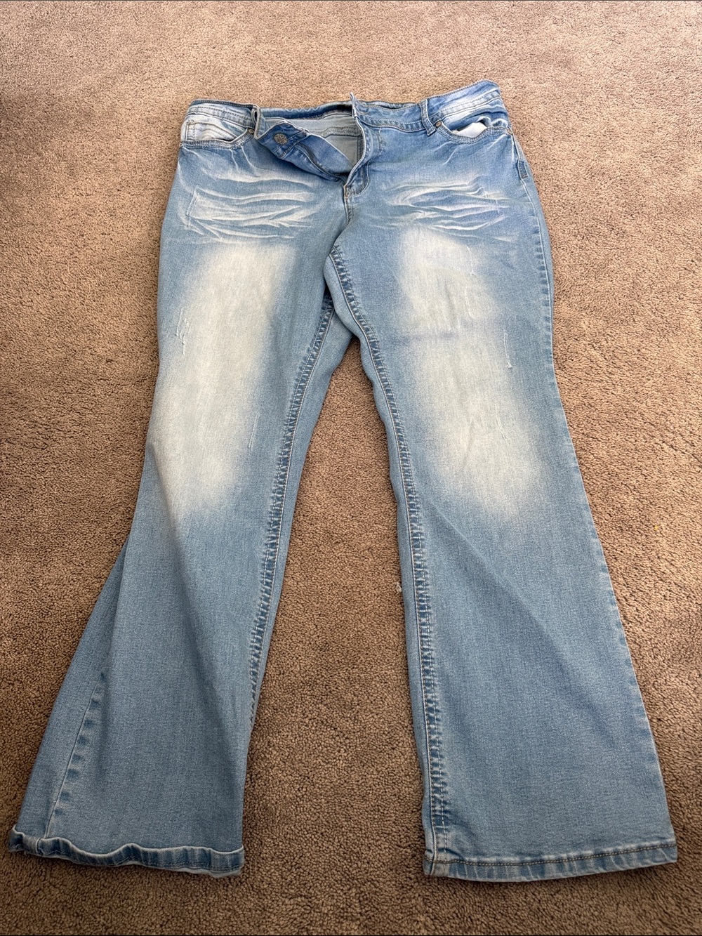 Light Blue Women's Flare Jeans - Vintage Fade